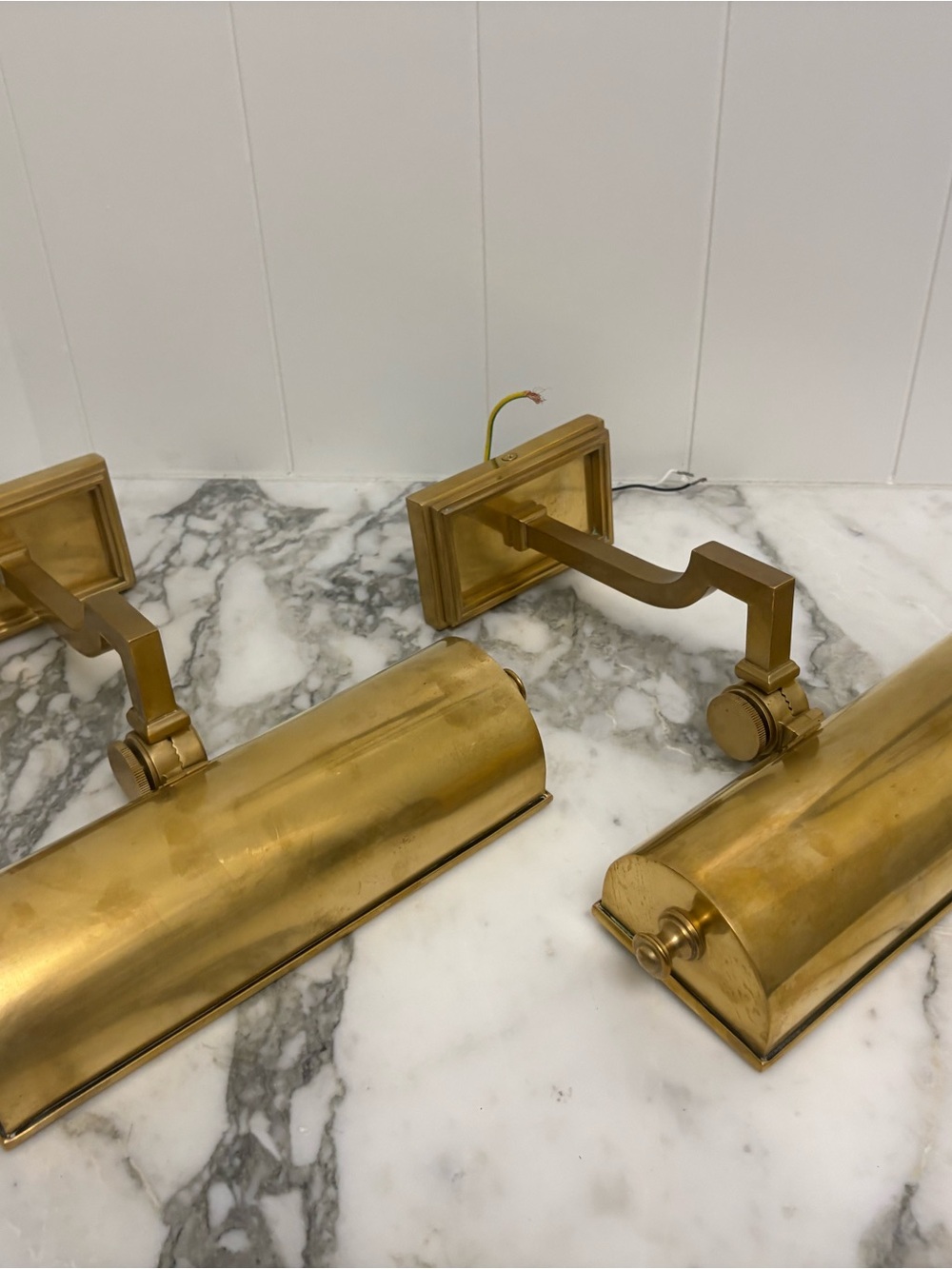 Polished Brass Wall Picture Light - Gold Finish